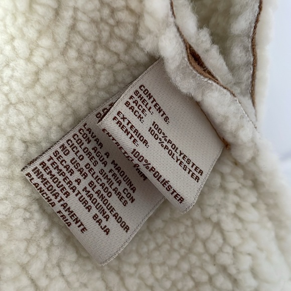 Koolaburra by UGG, color khaki hoodie jacket, size 14-16. Made with faux fur - Picture 15 of 17